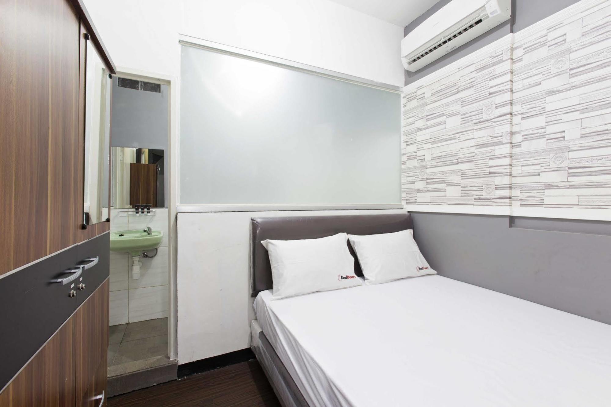Reddoorz Near Asemka 2* Jakarta